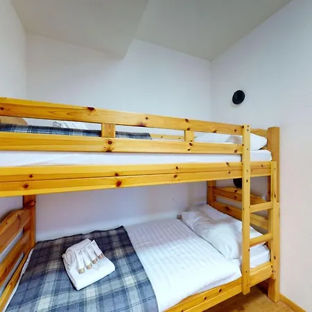 Modern With Balcony Appartement