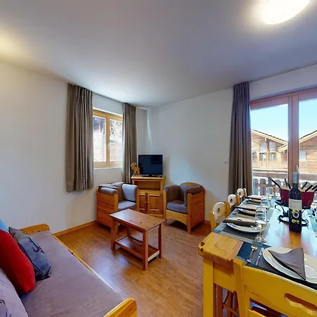 Modern With Balcony Apartment Nendaz